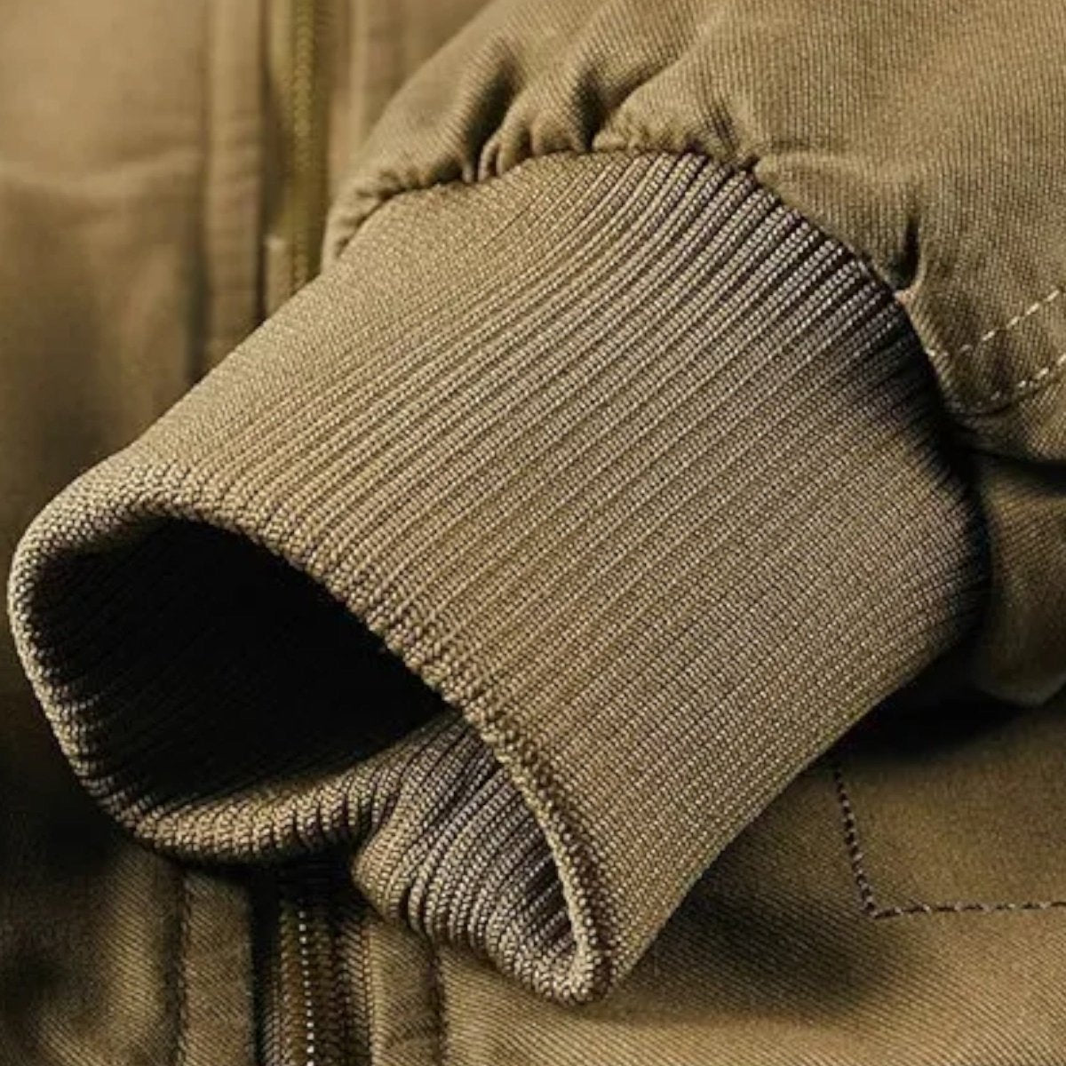 Duurzame Outdoor Jas voor Heren – Geïsoleerde Laag voor Koud Weer Gebruik - De Mode OutletBLACK-DS76L34