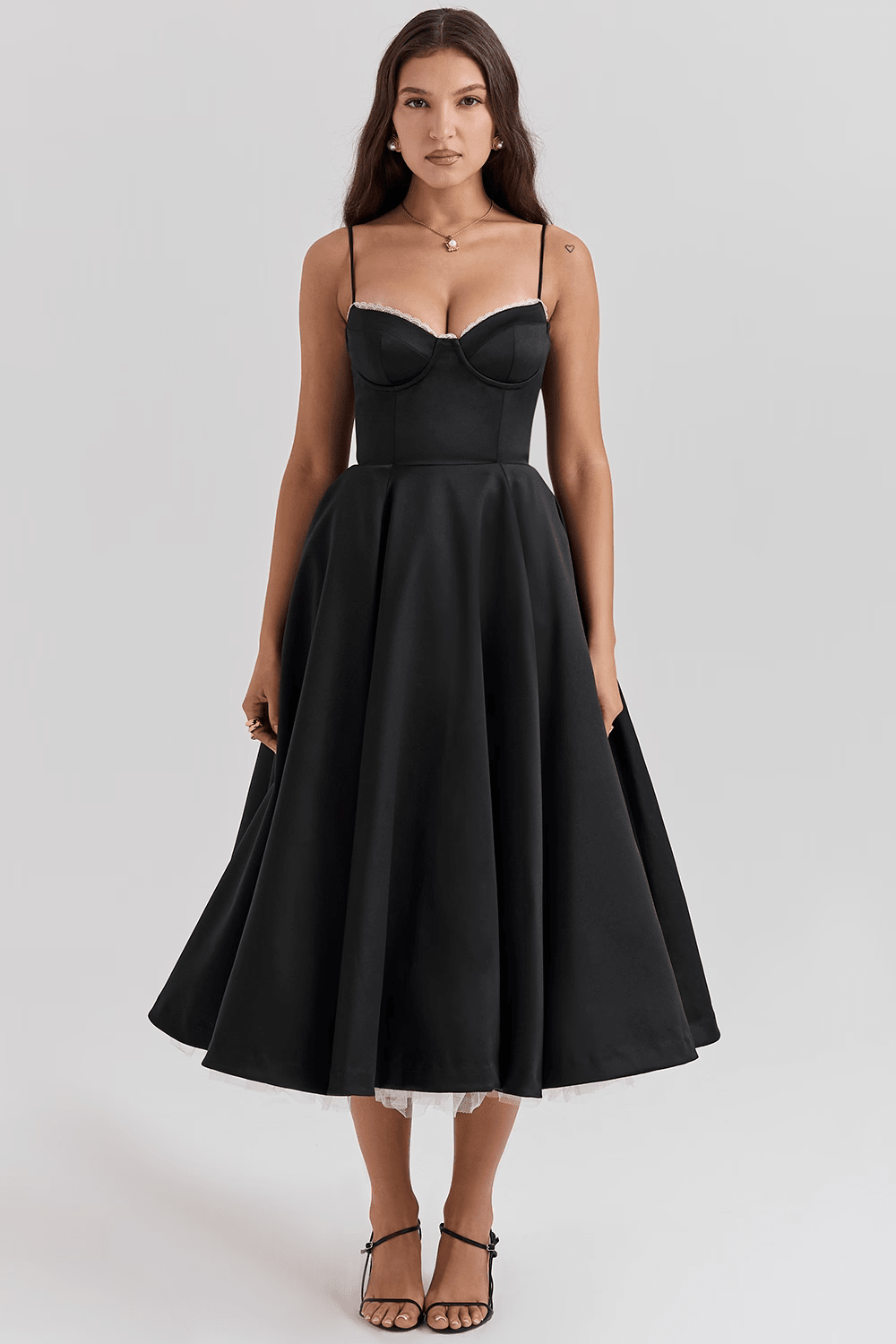 Mode Outlet | Elegante Midi Party Jurk – Flatterend & Feestelijk - De Mode OutletP2284 - Black - S