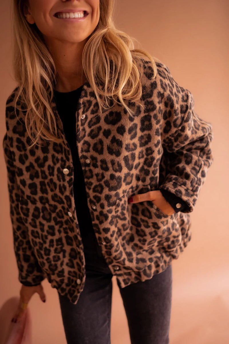 Dames Oversized Bomberjack met Luipaardprint - De Mode Outlet7519465010