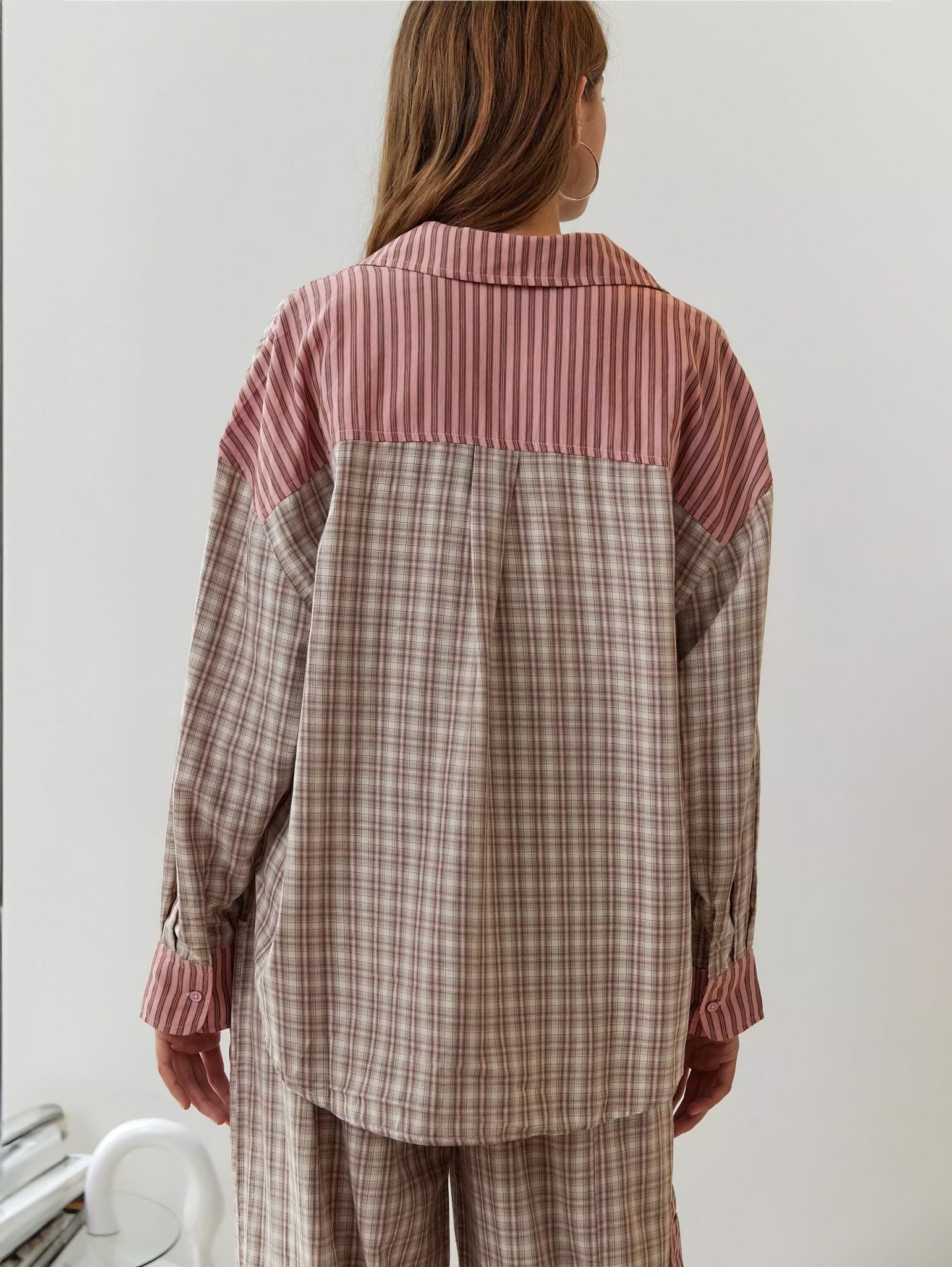 Dames Pyjama Set met Zachte Stof en Comfortabele Pasvorm - De Mode Outlet1