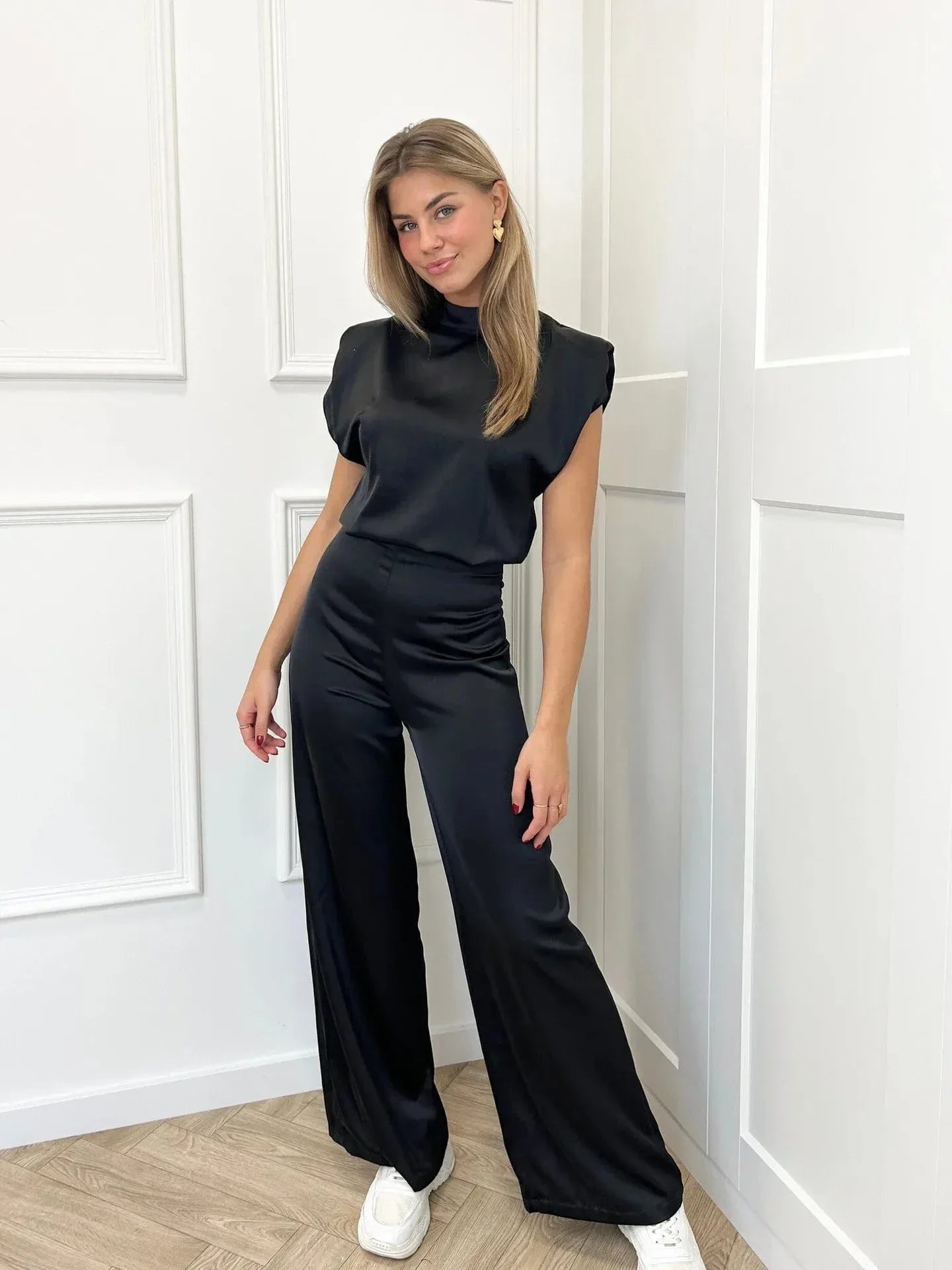 Dames Rugloze Jumpsuit met Wijde Pijpen – Elegante Zomerstijl - De Mode Outlet14:10Black;5:100014064