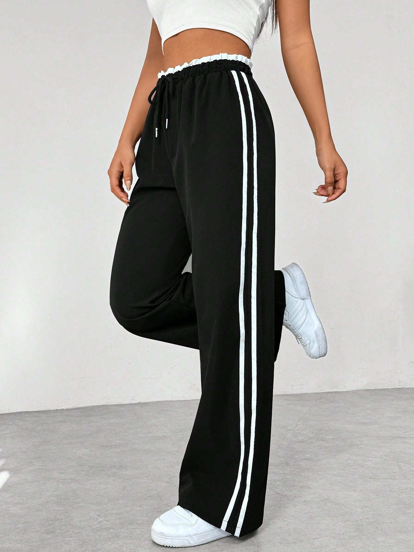 Dames Wide - Leg Broek met Strepen en Elastische Taille - De Mode OutletFA-11300425-140106-92-8