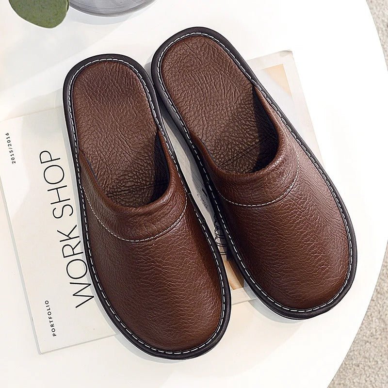 Hugo | Comfortabele Vegan Leren Pantoffels – Luxe & Ontspanning - De Mode Outlet