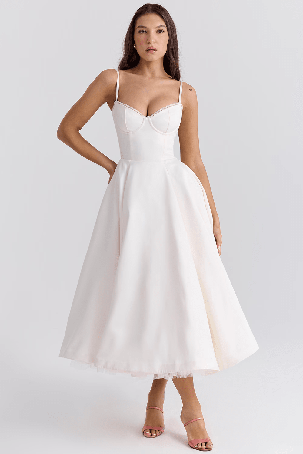 Mode Outlet | Elegante Midi Party Jurk – Flatterend & Feestelijk - De Mode OutletP2284 - White - S